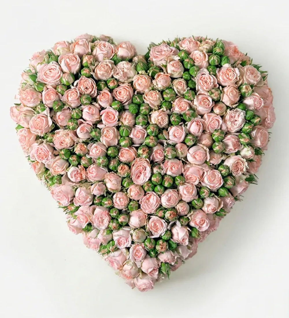 ROSE HEART ARRANGEMENT