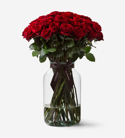 50 ROSES VASE SET